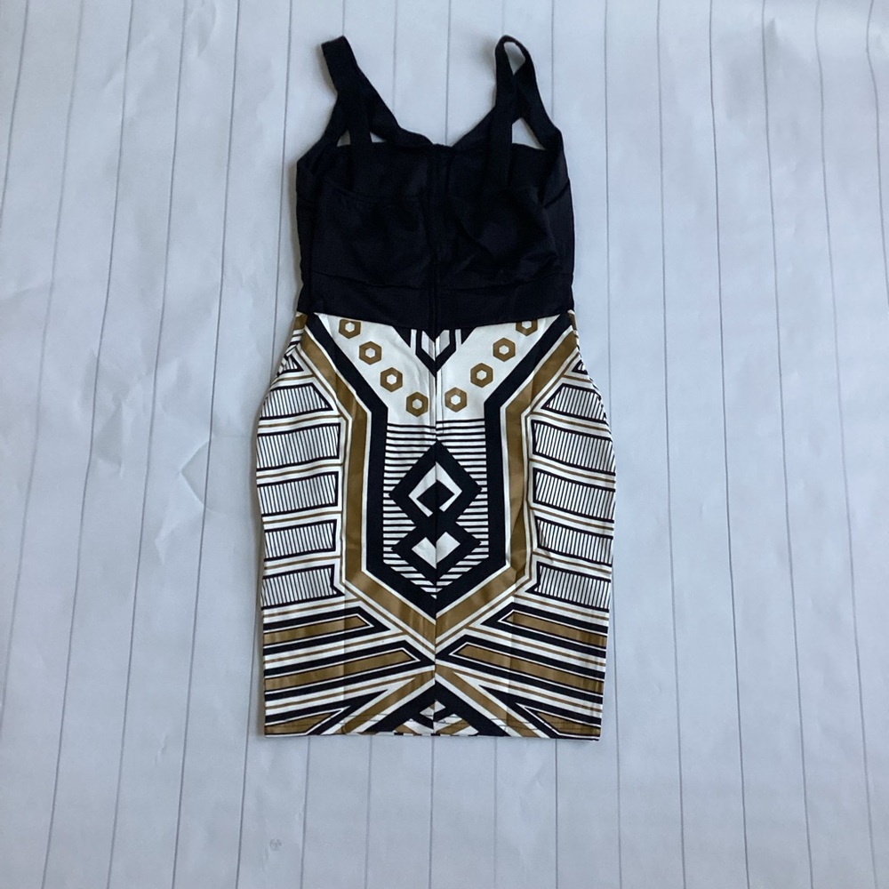 Body-con Sleeveless Dress